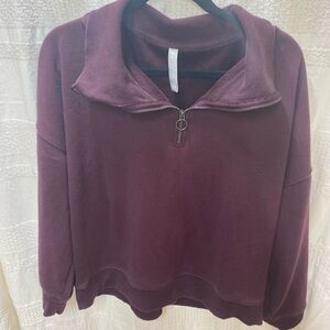 Athleta Women's Sweater in Deep Purple